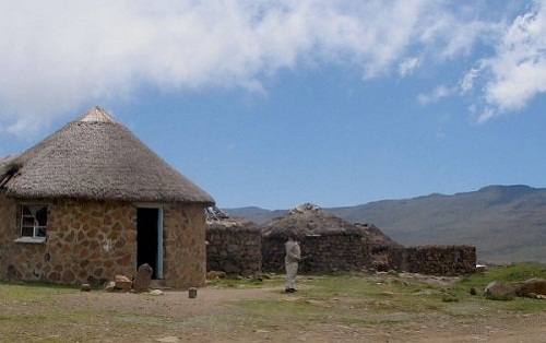 Những cửa khẩu biên giới kì lạ nhất - 9