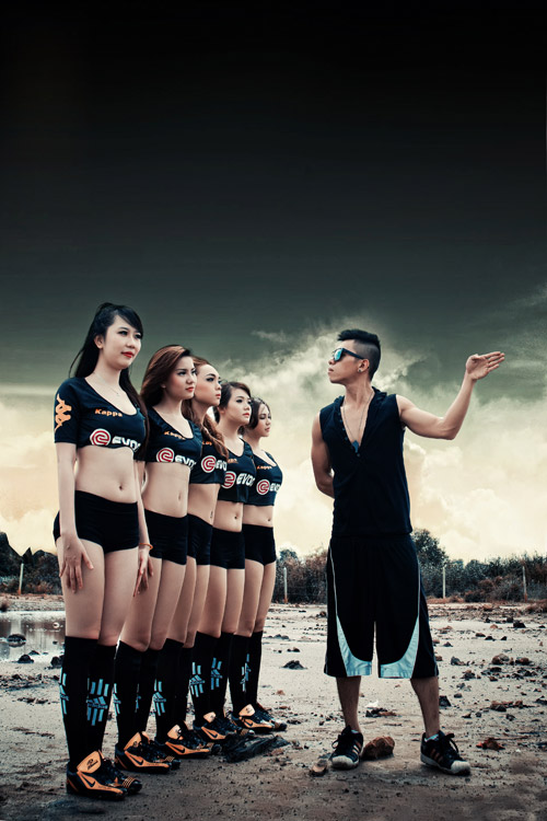 Đội bóng Nu Phạm gợi cảm cổ vũ Euro - 8