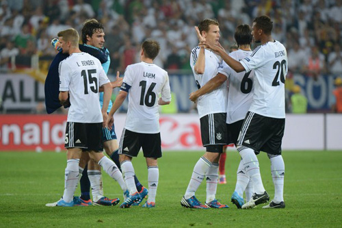 Euro 2012 bảng B: “Tử thần” điểm mặt ai? - 1