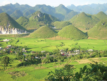 Căng tròn vẻ đẹp núi Đôi - 2