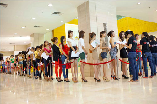 Hà Nội "nóng" với vòng sơ tuyển Next Top - 4