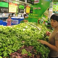 Thị trường - Tiêu dùng - Người giảm giá, kẻ lưỡng lự