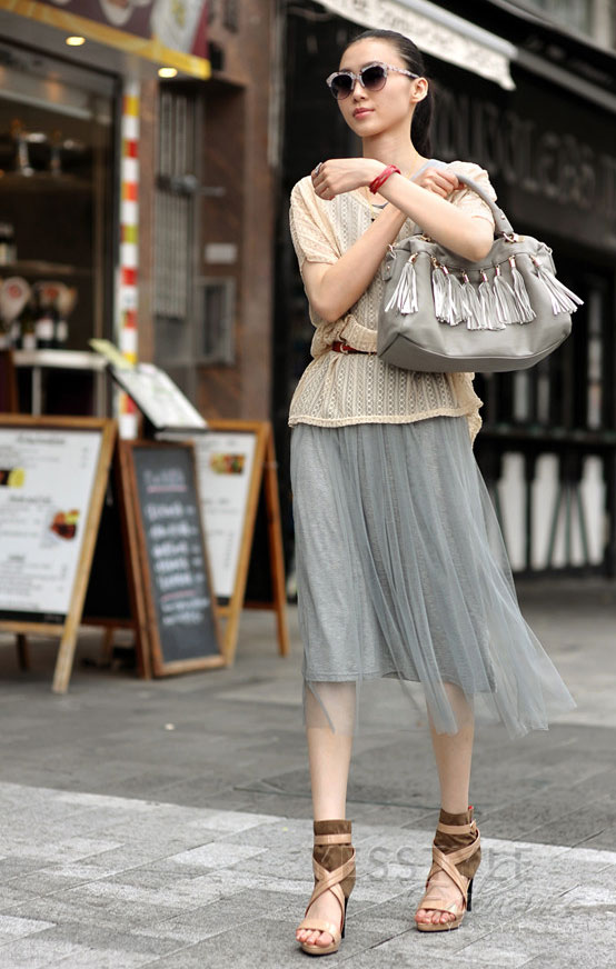 Xu hướng gọng kính họa tiết sành điệu! - 21