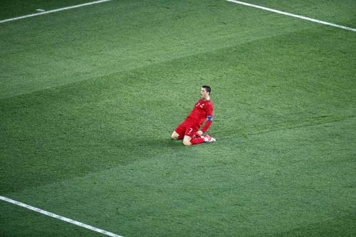 BĐN: Cuộc chiến là của Ronaldo - 1