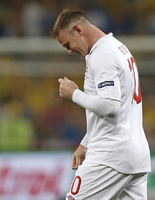 Huyền thoại Shearer thách thức Rooney - 1