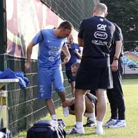 Bóng đá - ĐT Pháp: Trăm mối tơ vò