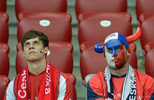 Dư âm Séc - BĐN: 2 nửa vui buồn của CĐV - 12