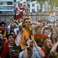 Bóng đá - Dư âm Séc - BĐN: 2 nửa vui buồn của CĐV