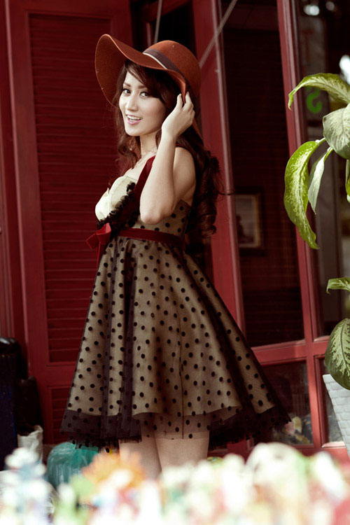 Khánh Thi cười trừ trước tin hẹn hò Dũng "khùng" - 4