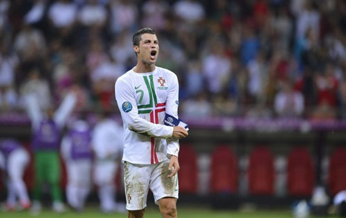CR7: Càng đá càng nguy hiểm - 2