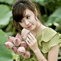 Phim - Midu đẹp tinh khôi giữa đầm sen