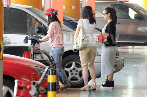 Thích Tiểu Long lén lút đón vợ sắp cưới - 7