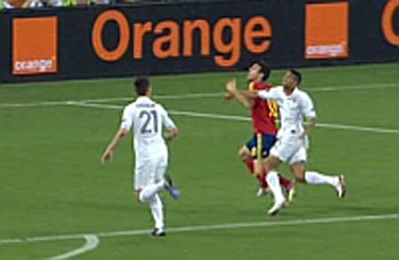 Tây Ban Nha mất oan Penalty - 2