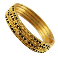 Tài chính - Bất động sản - Vàng nội - ngoại chênh 2 triệu đ/lượng