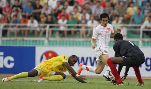 Từ Euro 2012: Học & hành với bóng đá Việt - 1