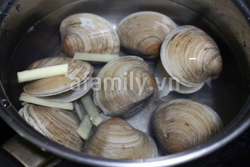 Hè nóng, ăn canh khế nấu nghêu mát lành - 3