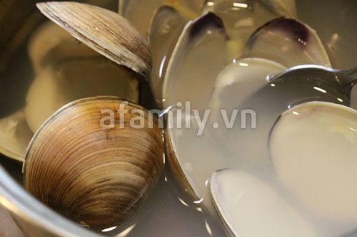 Hè nóng, ăn canh khế nấu nghêu mát lành - 4