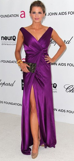 Mỹ nhân kiều diễm với váy tím - 17