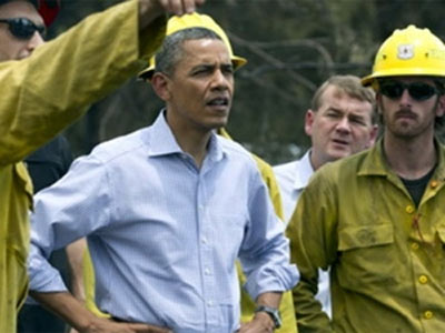 Tổng thống Mỹ đích thân thị sát nơi cháy rừng - 1