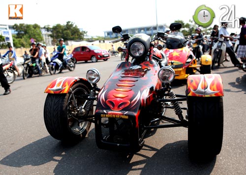 Xế khủng Harley độ 3 bánh siêu độc tại Việt Nam - 3