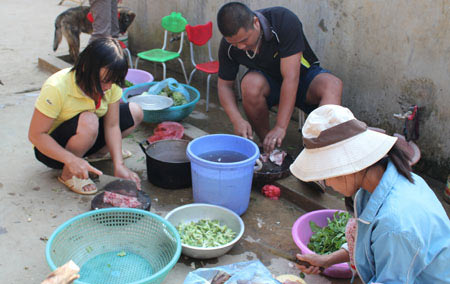 “Gia đình nhỏ, tình yêu lớn” cho trẻ vùng cao - 8