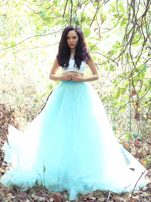 Phương Linh đẹp thanh thoát giữa rừng - 6