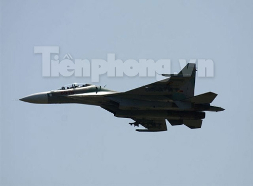 "Đại bàng" Su30MK2 của VN trước giờ xuất kích - 8