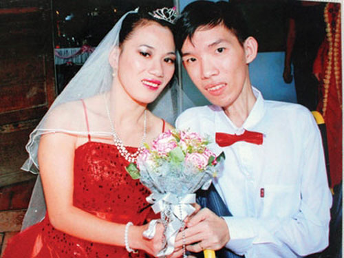 Chuyện lạ: Chàng rể đòi nhà gái trả vợ - 2