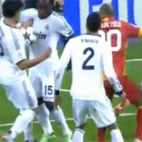 Bóng đá - Real thoát 11m: Lại tiếng còi méo