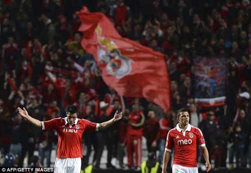 Benfica – Newcastle: Ngược dòng ngoạn mục - 1