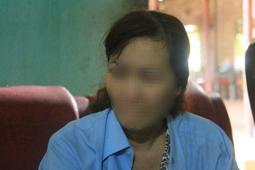 Nước mắt đau đớn của mẹ nữ sinh lộ clip sex - 4