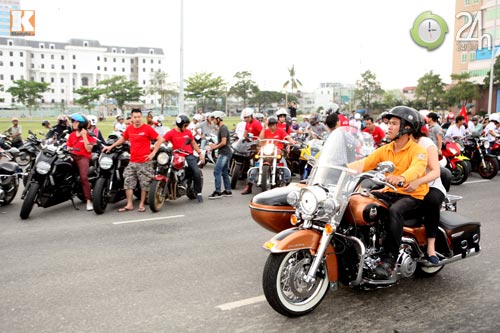 Độc dược Harley Police độ sidecar tại Việt Nam - 11