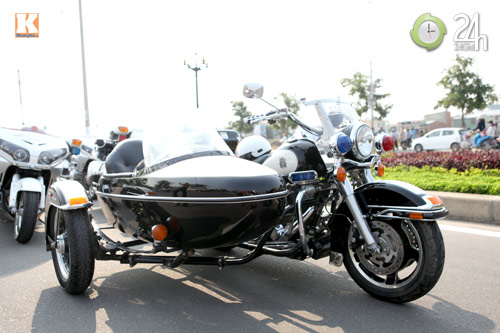 Độc dược Harley Police độ sidecar tại Việt Nam - 5
