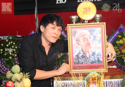 Nghẹn ngào phút tiễn đưa NSUT Hồ Kiểng - 11