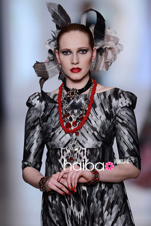 Say mê ngắm mũ nghệ thuật tại "xứ lạnh" - 4