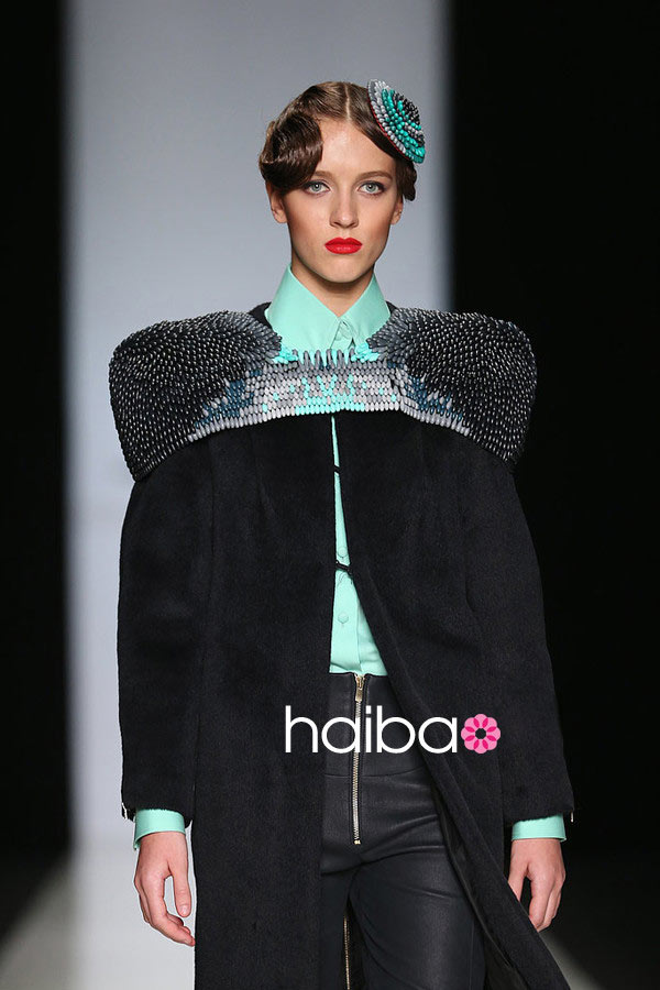 Say mê ngắm mũ nghệ thuật tại "xứ lạnh" - 8