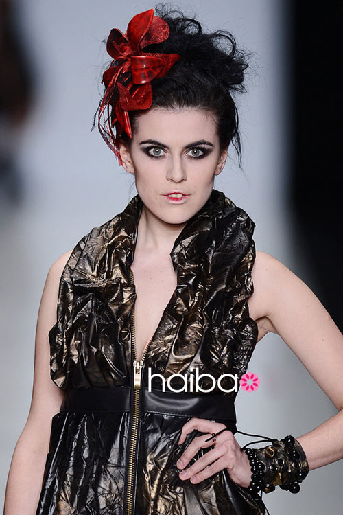 Say mê ngắm mũ nghệ thuật tại "xứ lạnh" - 18