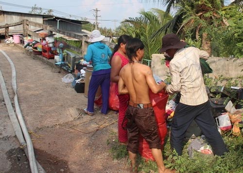 Lửa bùng cháy, thiêu 11 căn phòng - 3