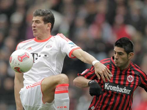 Khoảnh khắc Bayern vô địch sớm Bundesliga - 5