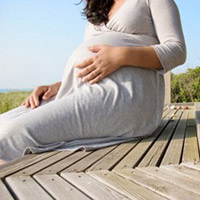 Tin tức trong ngày - Cho phép “mang thai hộ”, cấm “đẻ thuê”?