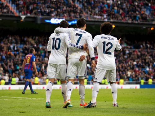 Real: “Bàn tay nhỏ” cho Mourinho - 2