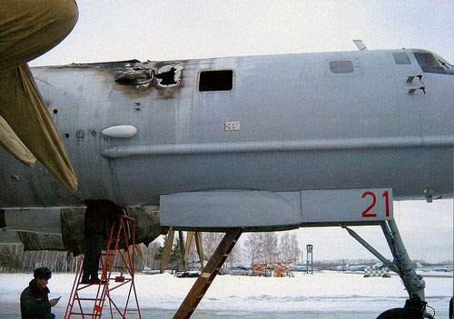 "Biểu tượng máy bay ném bom" của Nga phát hỏa - 1