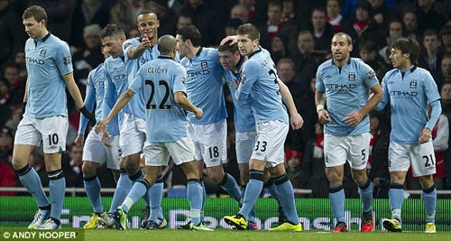 Derby Manchester cuối cùng của Mancini? - 2