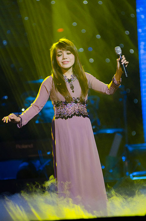 Hương Tràm tỏa sáng tại Bài hát yêu thích - 11