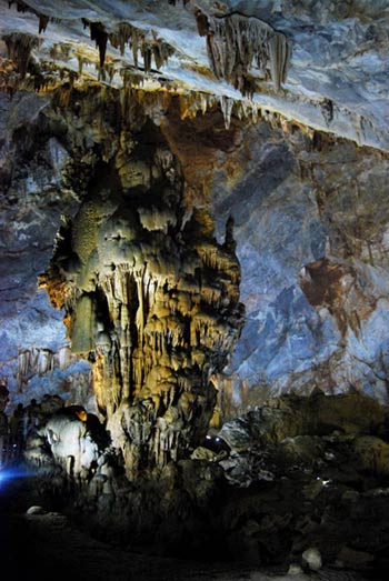 Những điểm du lịch hấp dẫn dịp Giỗ Tổ và 30/4 - 5