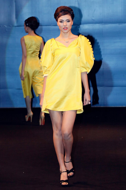 Trúc Diễm xinh đẹp ở Hà Nội - 3