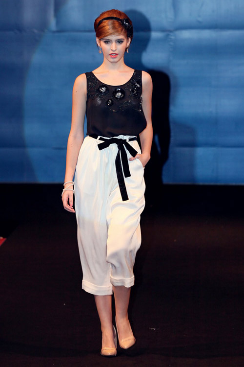 Trúc Diễm xinh đẹp ở Hà Nội - 4