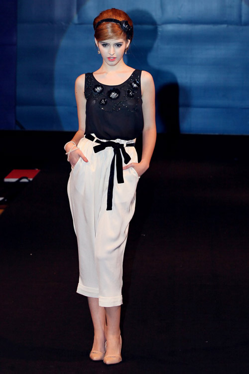 Trúc Diễm xinh đẹp ở Hà Nội - 5