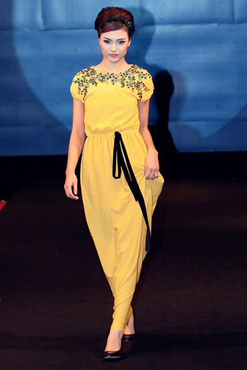 Trúc Diễm xinh đẹp ở Hà Nội - 19