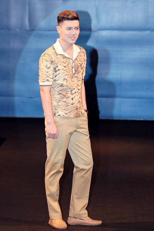 Siêu mẫu Doãn Tuấn sải bước lạnh lùng - 18